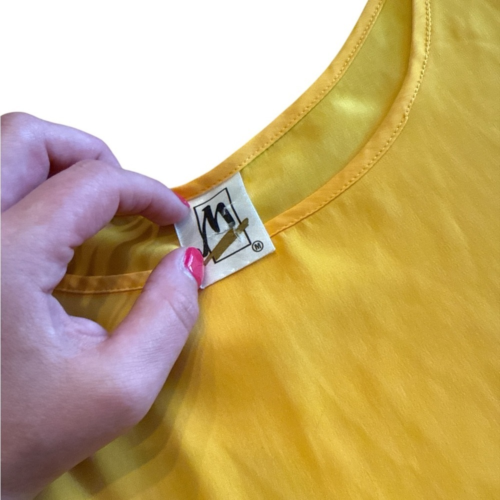 Yellow Sleeveless Women's Top - Picture 4 of 5